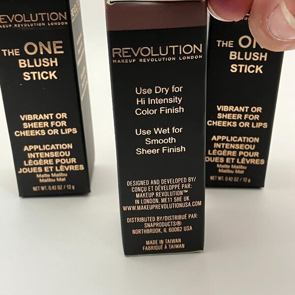 Makeup Revolution The One-Blush Stick For Cheeks or Lips Pack Of 3 Pcs - Picture 5 of 6